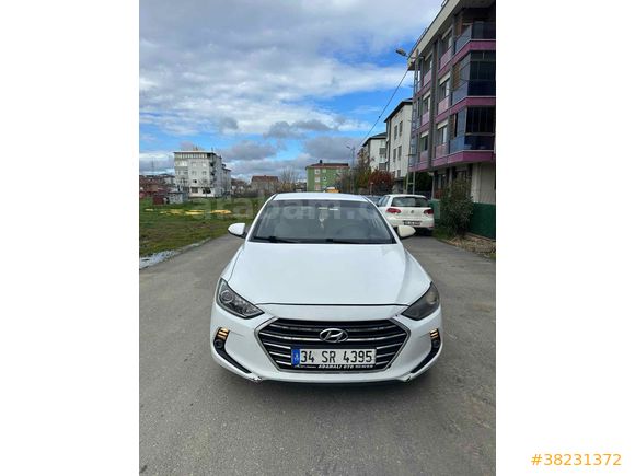 Sahibinden Hyundai Elantra 1.6 CRDi Style Plus 2017 Model 