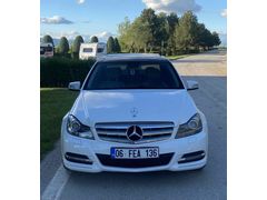 SAHİBİNDEN MERCEDES-BENZ 2013 DEĞİŞENSİZ & BOYASIZ 1.6 TURBO 7G TRONİC TEMİZ BAKIMLI
