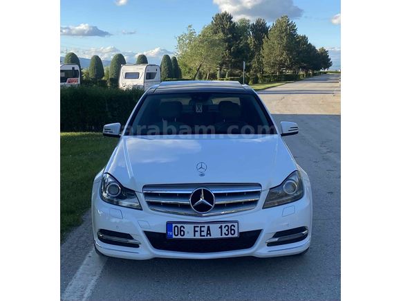 SAHİBİNDEN MERCEDES-BENZ 2013 DEĞİŞENSİZ & BOYASIZ 1.6 TURBO 7G TRONİC TEMİZ BAKIMLI