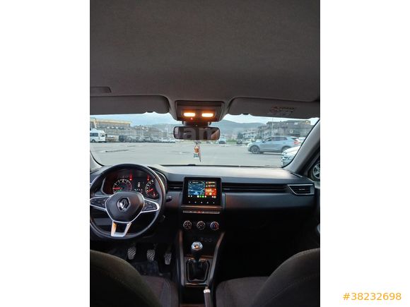 Sahibinden Renault Clio 1.0 TCe Touch 2023 Model
