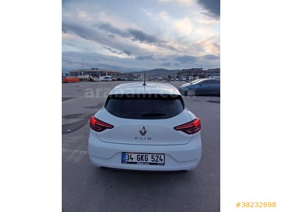 Sahibinden Renault Clio 1.0 TCe Touch 2023 Model