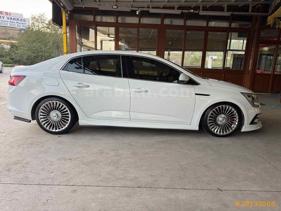 Sahibinden Renault Megane 1.3 TCe Joy 2021 Model 