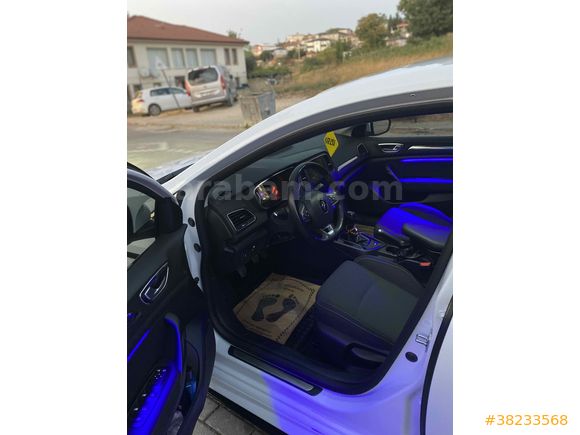 Sahibinden Renault Megane 1.3 TCe Joy 2021 Model 