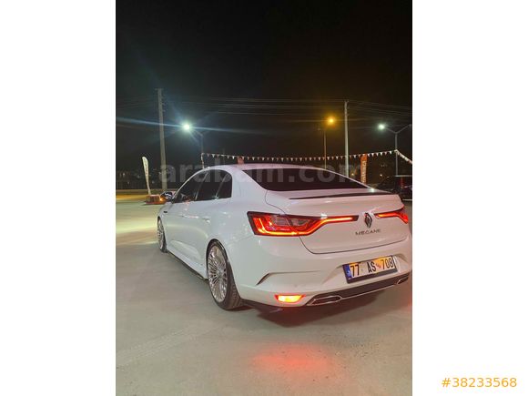 Sahibinden Renault Megane 1.3 TCe Joy 2021 Model 