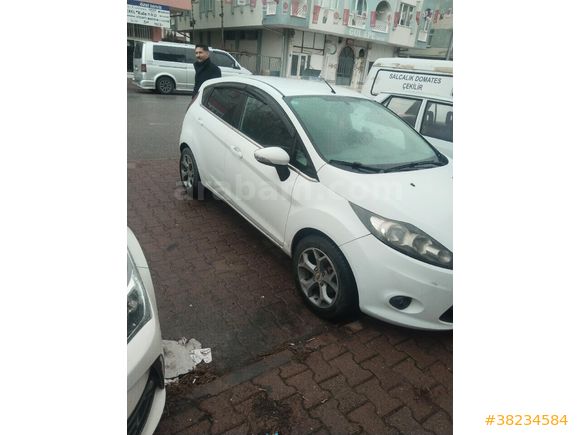 Sahibinden Ford Fiesta 1.4 TDCi My 2011 Model  296.000 km Beyaz