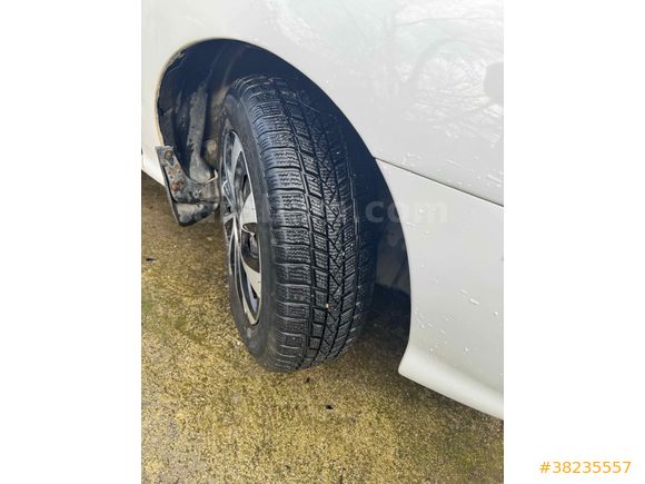 SAHİBİNDEN BAKIMLI 237 BİNDE KLİMALI TEMİZ AİLE ARACI ELANTRA
