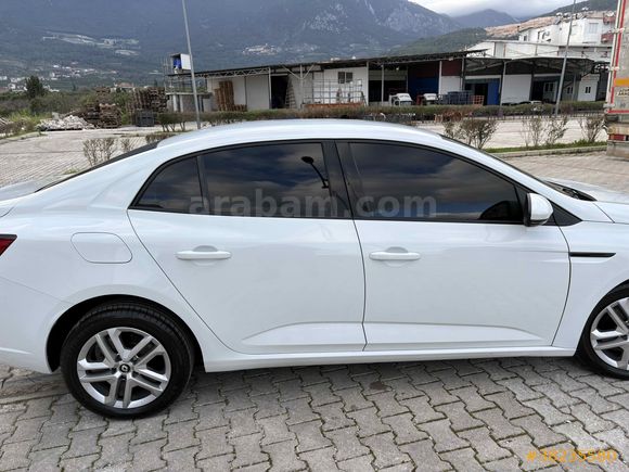 Sahibinden Renault Megane 1.3 TCe Joy 2019 Model 