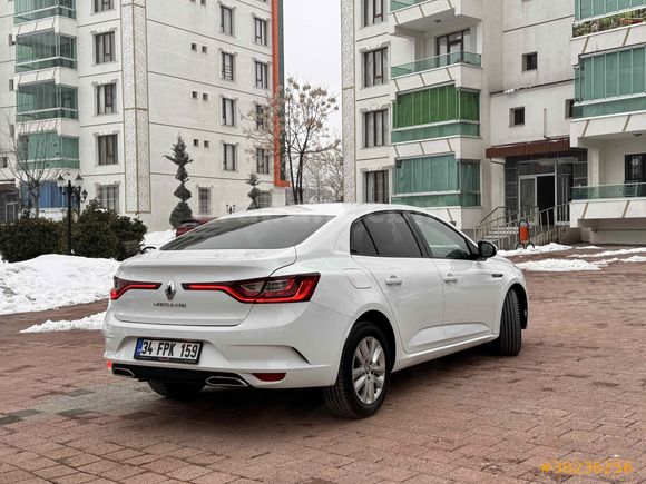 SERVİS BAKIMLI 2022 MODEL 1.3 JOY PAKET KM 96.000’de