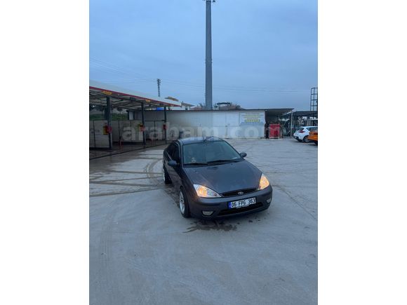 Sahibinden Ford Focus 1.6 Ghia 2003. Model