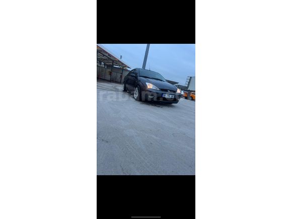Sahibinden Ford Focus 1.6 Ghia 2003. Model