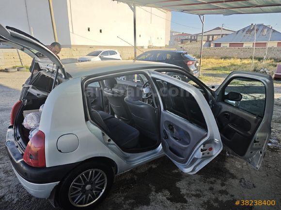 Sahibinden Renault Clio 1.6 RTE 2000 Model
