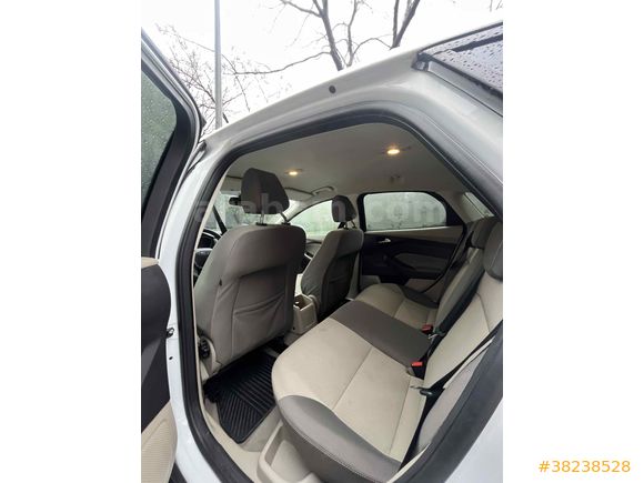 Sahibinden Ford Focus 1.6 Comfort 2012 Model 