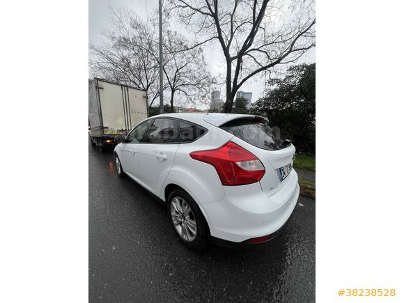 Sahibinden Ford Focus 1.6 Comfort 2012 Model 