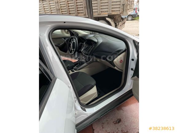Sahibinden Ford Focus 1.6 Ti-VCT Style 2014 Model 