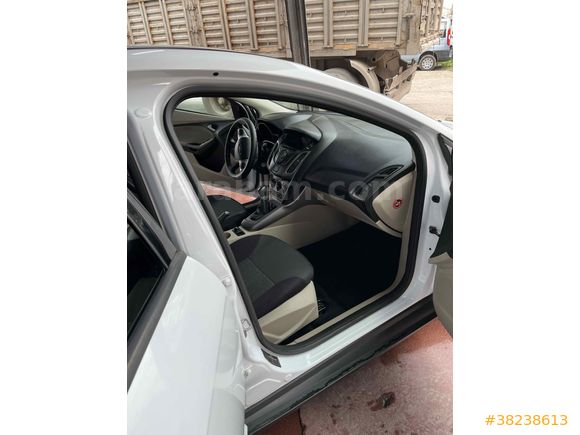 Sahibinden Ford Focus 1.6 Ti-VCT Style 2014 Model 