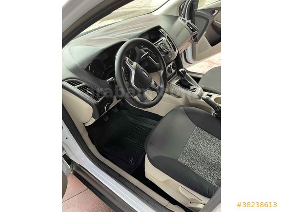 Sahibinden Ford Focus 1.6 Ti-VCT Style 2014 Model 
