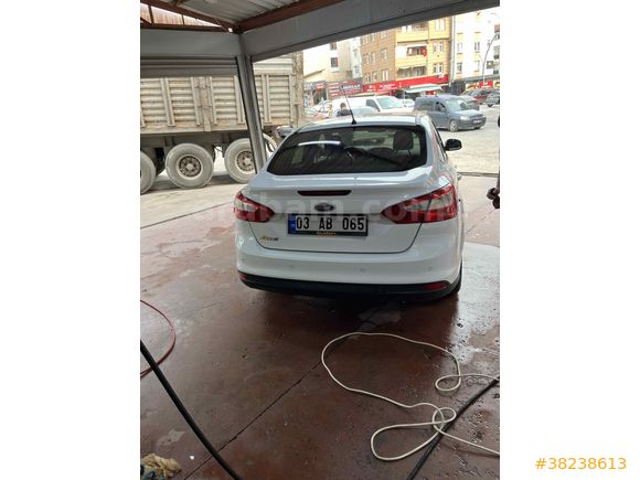 Sahibinden Ford Focus 1.6 Ti-VCT Style 2014 Model 