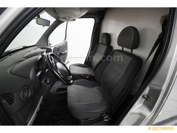 BULUT OTOMOTİVDEN PANELVAN FRİGOLU MAXİ DOBLO