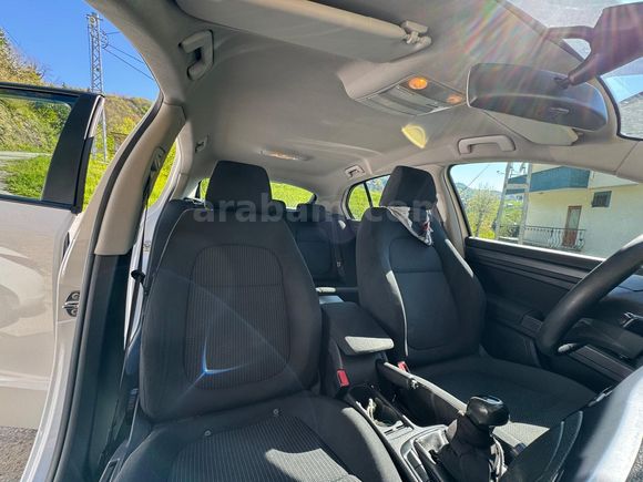 Sahibinden Skoda SuperB 1.4 TSI Active 2012 Model  252.000 km Beyaz