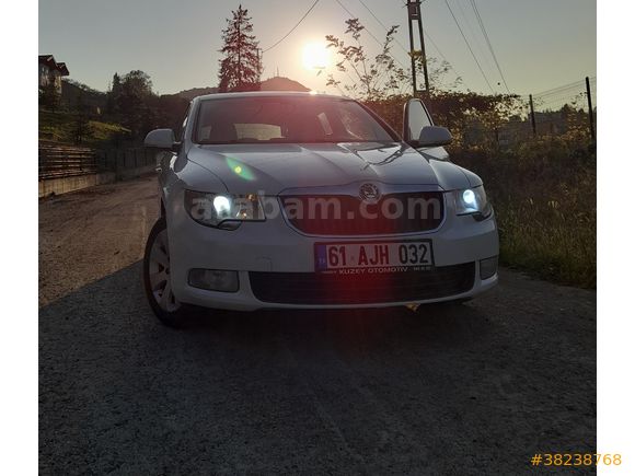 Sahibinden Skoda SuperB 1.4 TSI Active 2012 Model  252.000 km Beyaz