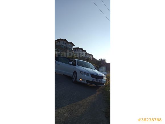 Sahibinden Skoda SuperB 1.4 TSI Active 2012 Model  252.000 km Beyaz
