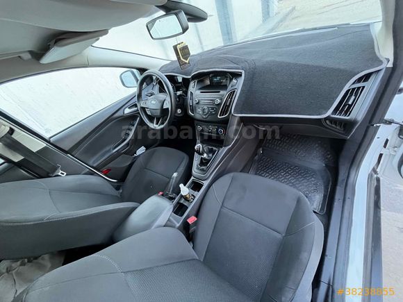 Ford Focus 1.6 TDCi style 2015 düşük km 