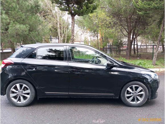 Sahibinden Hyundai i20 1.4 MPI Style 2017 Model 