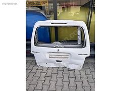 Peugeot partner bagaj kapağı