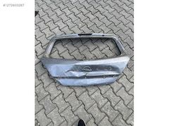 Opel astra h hatchback bagaj kapağı
