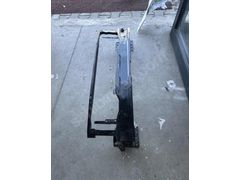 Audi A3 ön tampon demiri 20-23