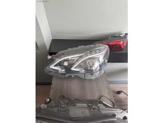 W212 sol far E180 E200