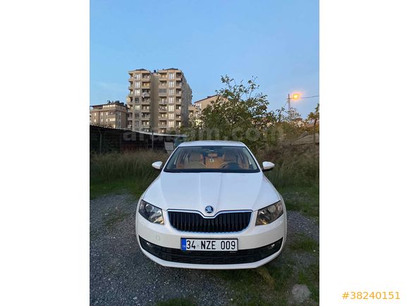 2015 Skoda Octavia 1.6 TDI STYLE CR DSG – Boyasız, Değişensiz, Tramersiz – Yetkili Servis Bakımlı