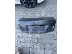 Corolla bagaj kapağı