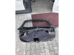 Mercedes gla arka bagaj kapağı