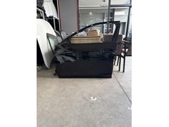 Passat b9 2024 25 sol ön kapı hatasız boyasız siyah