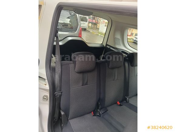 Sahibinden Fiat Doblo Combi 1.6 Multijet Safeline 2021 Model
