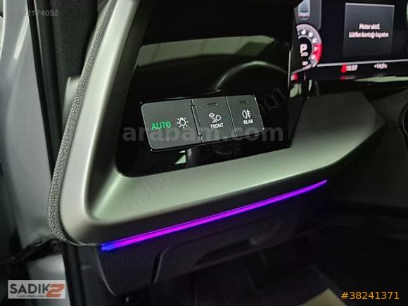 SADIK2'DEN 2021 AUDI A3 30TFSI ADVANCED MHEV STRNC 110 CAM TAVAN