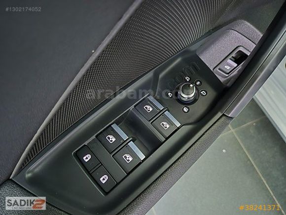 SADIK2'DEN 2021 AUDI A3 30TFSI ADVANCED MHEV STRNC 110 CAM TAVAN