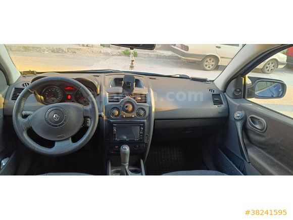 Sahibinden Renault Megane 1.4 Authentique 2004 Model