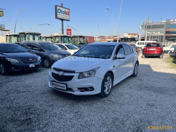 2012 CRUZE 1.6 OTOMATİK DEĞİŞENSİZ SORUNSUZ