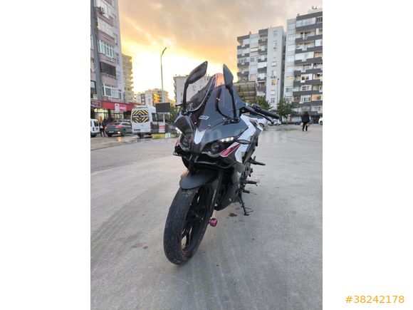 Hasar kayıtsız Bajaj Pulsar rs200