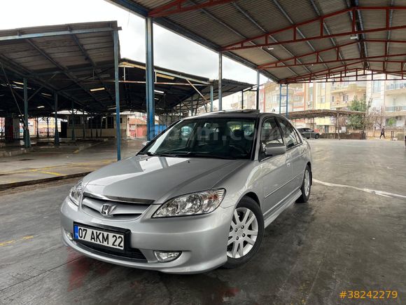 Sahibinden Honda Civic 1.6i VTEC ES 2005 Model