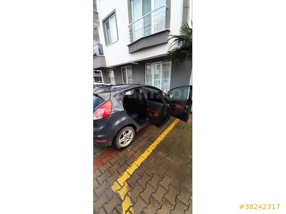 Sahibinden Ford Fiesta 1.4 Titanium 2014 Model