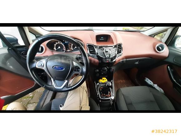 Sahibinden Ford Fiesta 1.4 Titanium 2014 Model