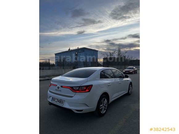 Sahibinden Renault Megane 1.3 TCe Joy 2020 Model 