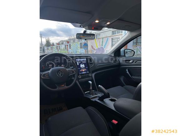 Sahibinden Renault Megane 1.3 TCe Joy 2020 Model 