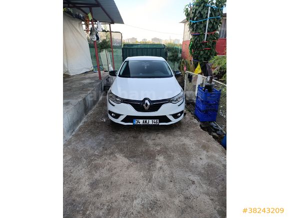 Sahibinden Renault Megane 1.5 dCi GT-Line 2017 Model  221.000 km Beyaz