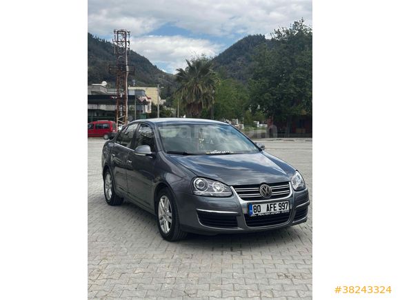Önemli Yerleri Boyasız Bakımlı Jetta 1.6 Primeline