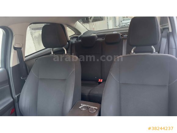 !?!?!?!?!?ACİL  KAZALI 

Ford Focus 1.6 TDCi Trend X 2015 Model