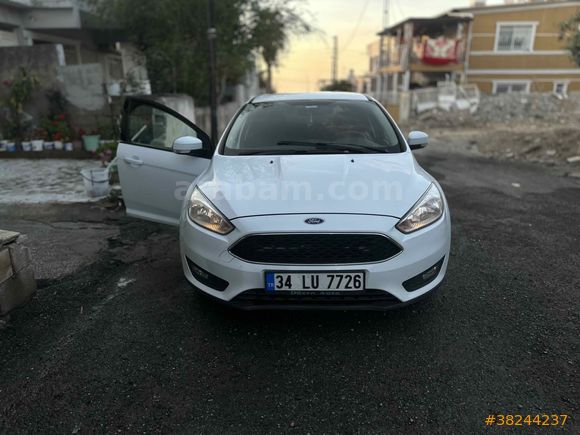 !?!?!?!?!?ACİL  KAZALI 

Ford Focus 1.6 TDCi Trend X 2015 Model